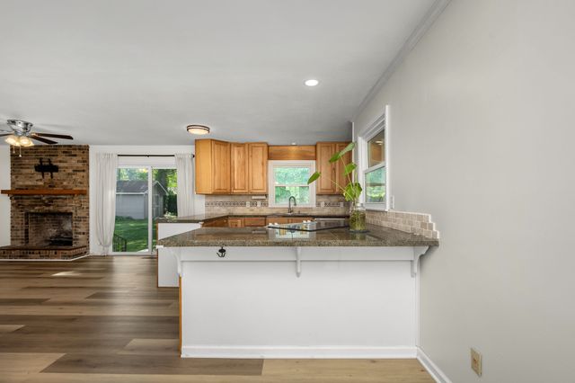 223 Skyview Ln, Tullahoma, TN 37388