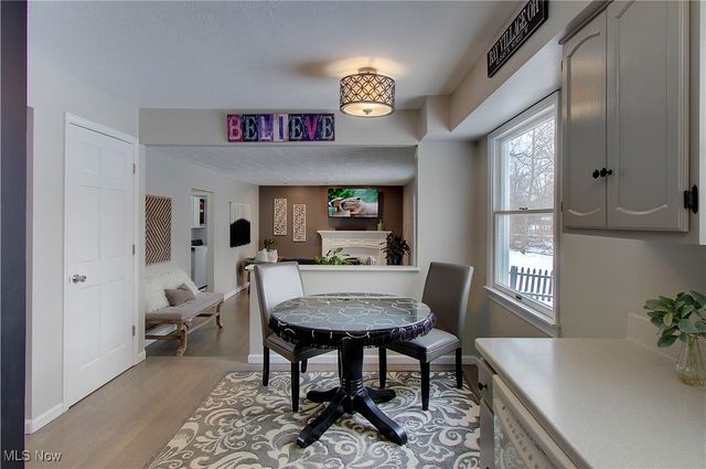 30505 Willoway Lane, Bay Village, OH 44140