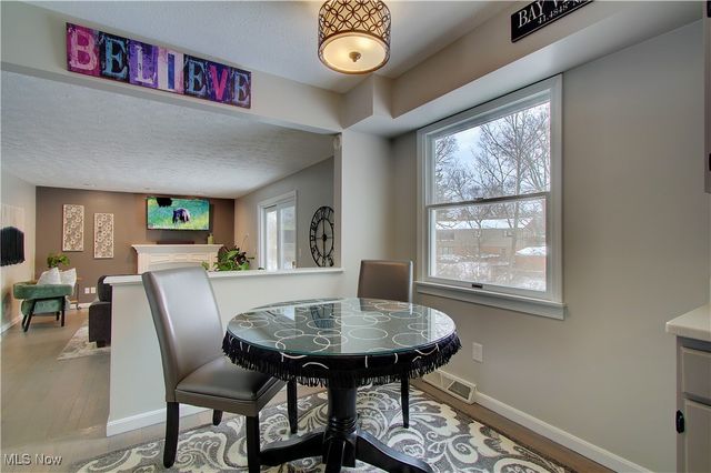 30505 Willoway Lane, Bay Village, OH 44140