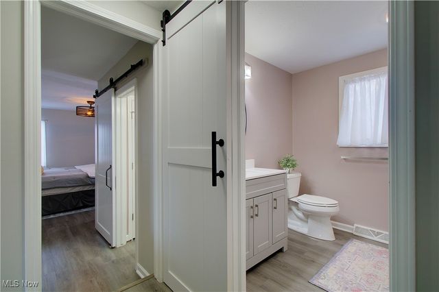 30505 Willoway Lane, Bay Village, OH 44140