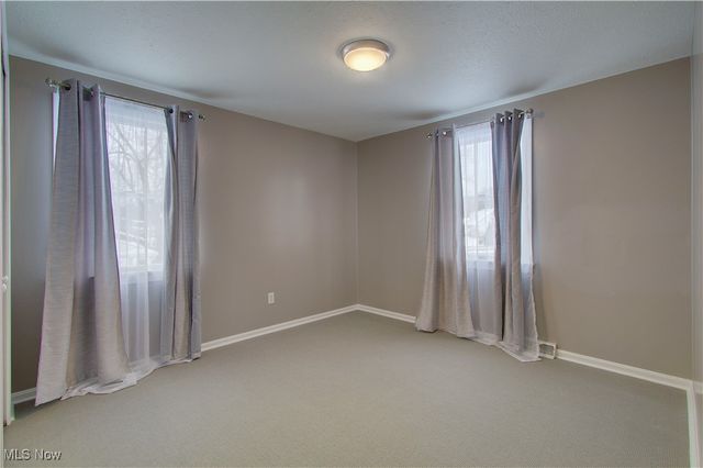 30505 Willoway Lane, Bay Village, OH 44140