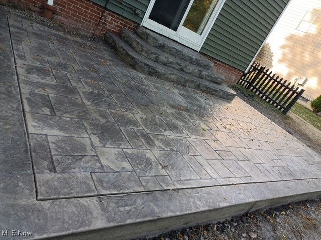 30505 Willoway Lane, Bay Village, OH 44140