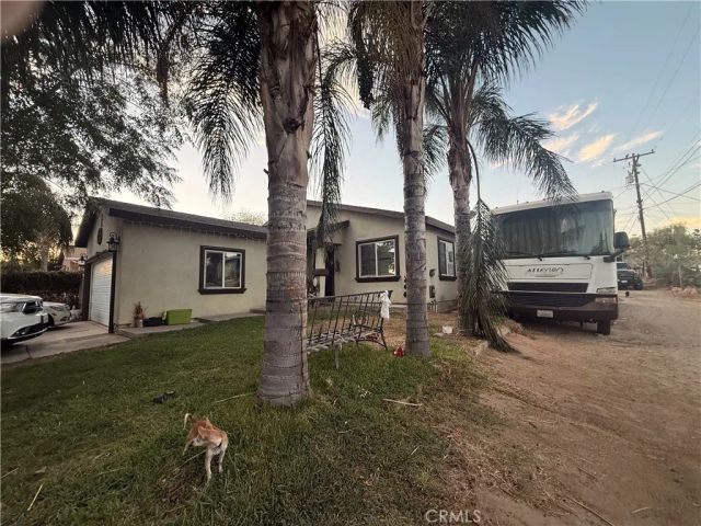 232 1 st, Perris, CA 92570