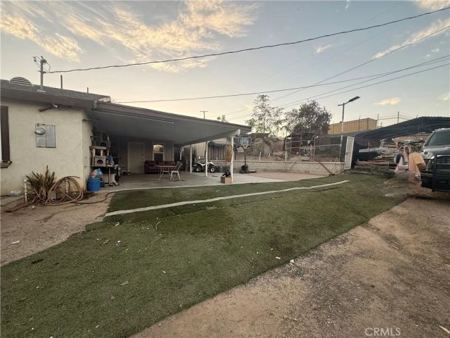 232 1 st, Perris, CA 92570