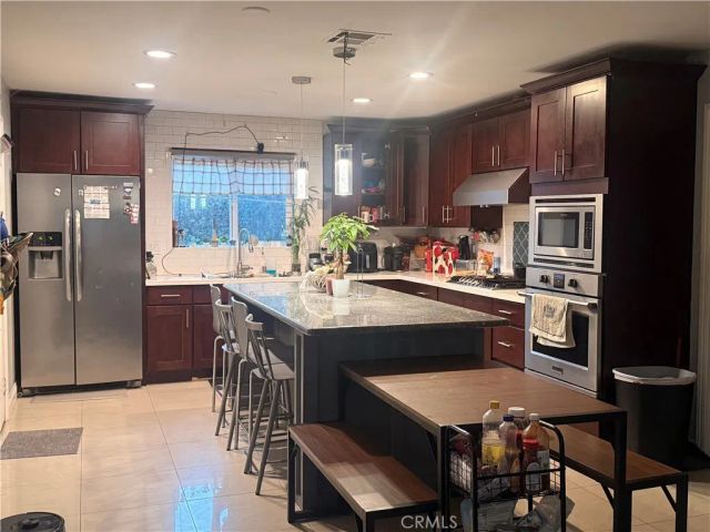 232 1 st, Perris, CA 92570