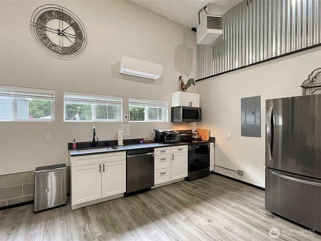 16 Owl Lane, Port Angeles, WA 98362