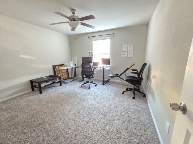 300 Windy Reed RD, Hutto, TX 78634