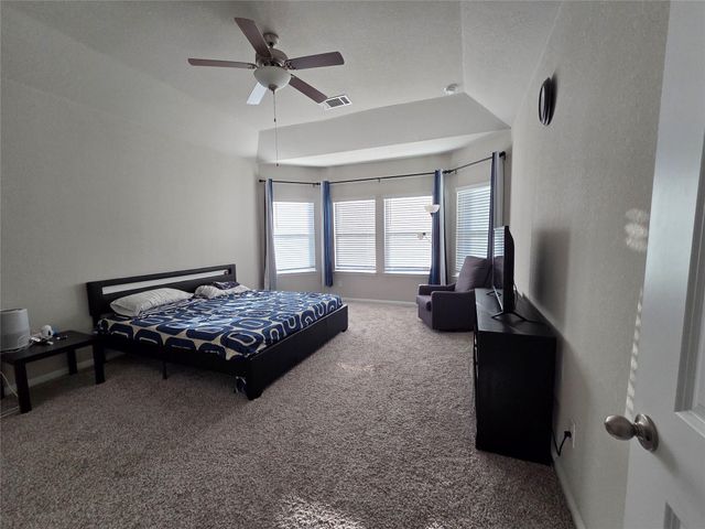 300 Windy Reed RD, Hutto, TX 78634