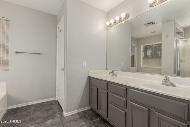 2243 E EDNA Avenue, Phoenix, AZ 85022