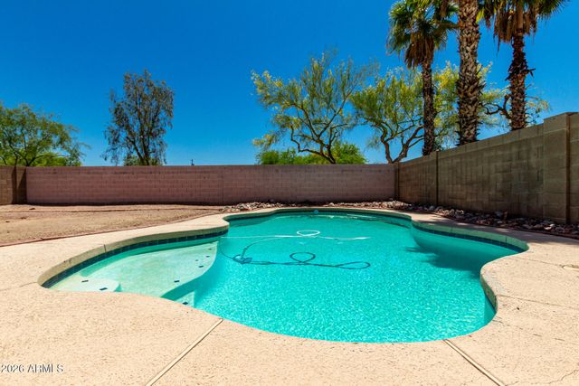 2243 E EDNA Avenue, Phoenix, AZ 85022