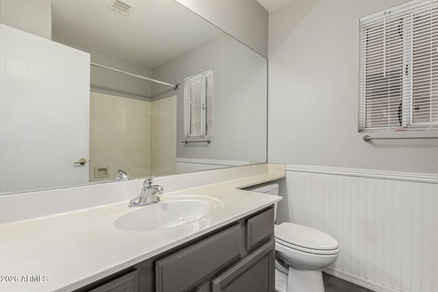 2243 E EDNA Avenue, Phoenix, AZ 85022