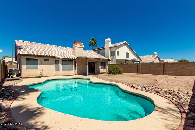 2243 E EDNA Avenue, Phoenix, AZ 85022