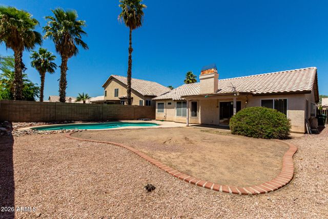 2243 E EDNA Avenue, Phoenix, AZ 85022