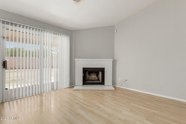 2243 E EDNA Avenue, Phoenix, AZ 85022