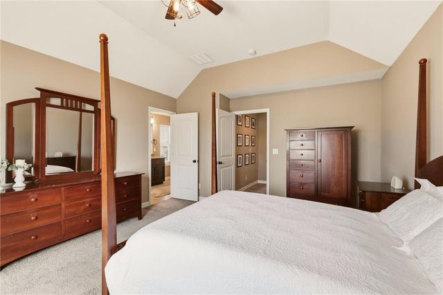 1804 NE Griffin Drive, Lee's Summit, MO 64086