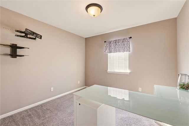 1804 NE Griffin Drive, Lee's Summit, MO 64086