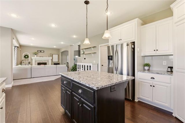 1804 NE Griffin Drive, Lee's Summit, MO 64086