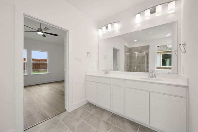 412 Sequoia Lane, Denton, TX 76210