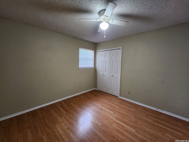 317 Briarwood Dr, New Braunfels, TX 78130