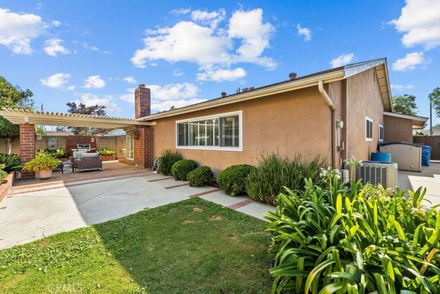 19606 Bouma, Cerritos, CA 90703