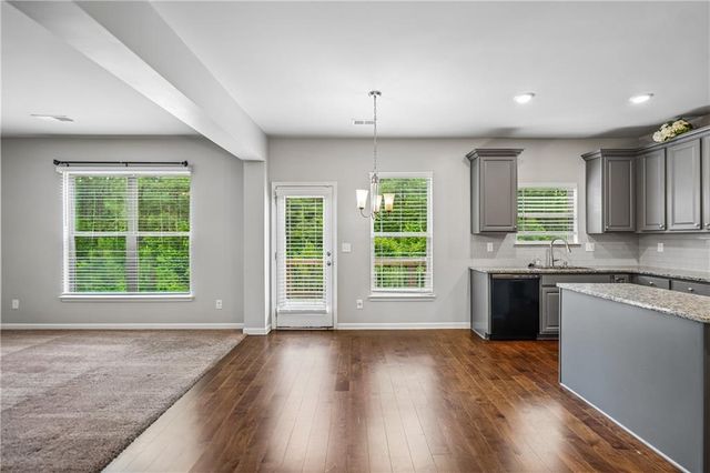 3883 Okefenokee Ridge, Loganville, GA 30052