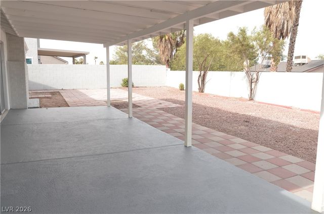 5028 Meadow Grove Court, Las Vegas, NV 89120