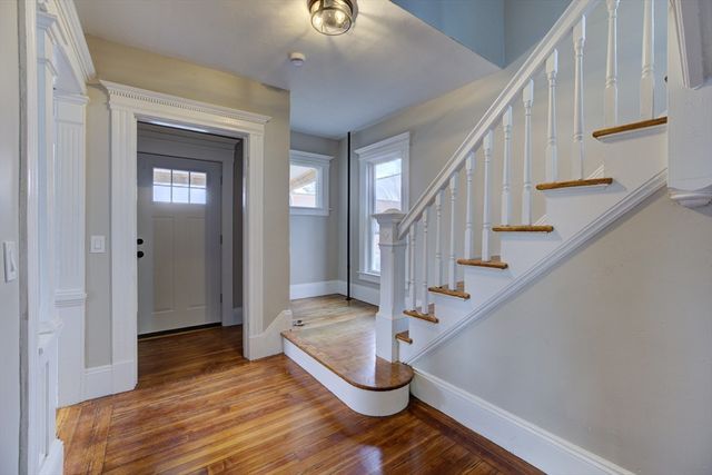 27 Ormond St, Springfield, MA 01108