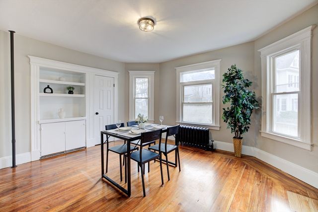 27 Ormond St, Springfield, MA 01108