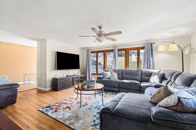 25 Belli Ave, Fitchburg, MA 01420