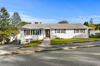 25 Belli Ave, Fitchburg, MA 01420