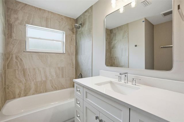 352 GARFIELD, Masaryktown, FL 34604