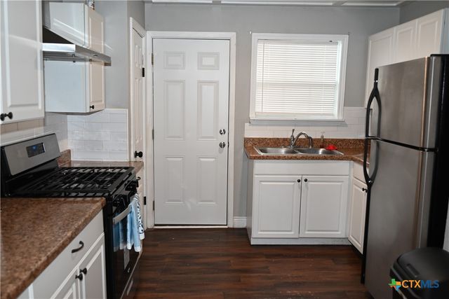 118 N 26th Street, Gatesville, TX 76528