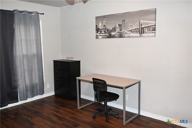 118 N 26th Street, Gatesville, TX 76528