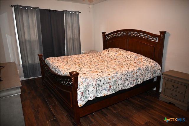 118 N 26th Street, Gatesville, TX 76528