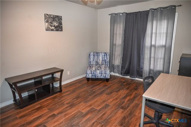 118 N 26th Street, Gatesville, TX 76528