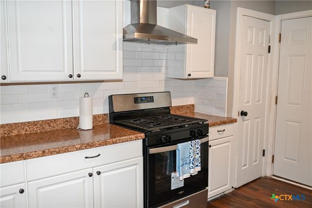 118 N 26th Street, Gatesville, TX 76528