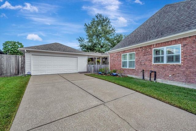 2010 Woodland Haven Road, Houston, TX 77062