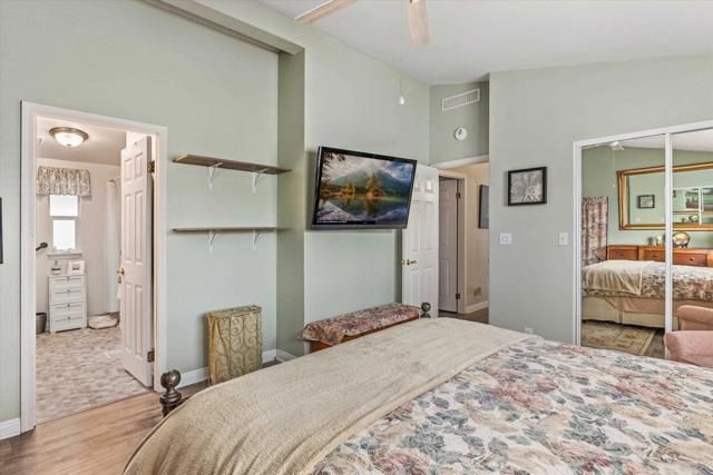 2280 E Valley Parkway 4, Escondido, CA 92027