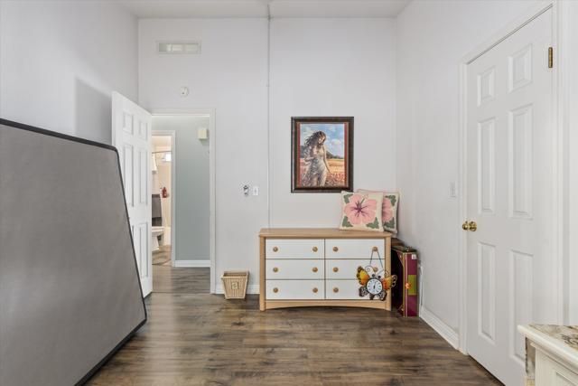 2280 E Valley Parkway 4, Escondido, CA 92027