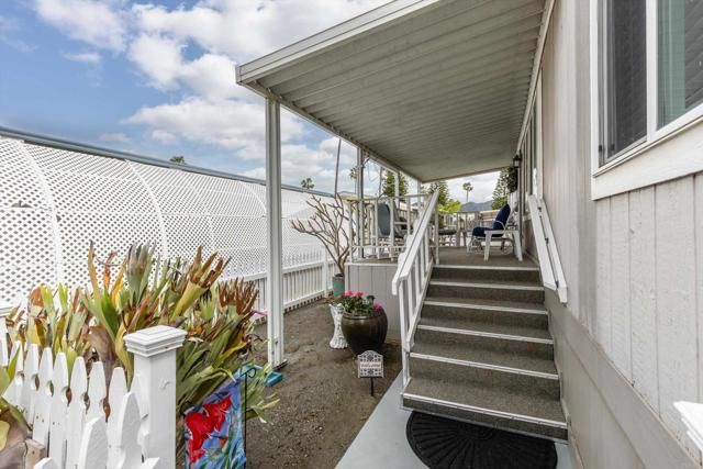 2280 E Valley Parkway 4, Escondido, CA 92027