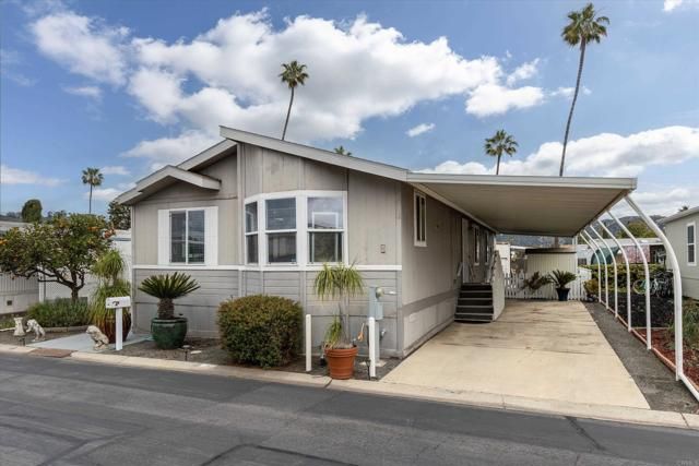 2280 E Valley Parkway 4, Escondido, CA 92027