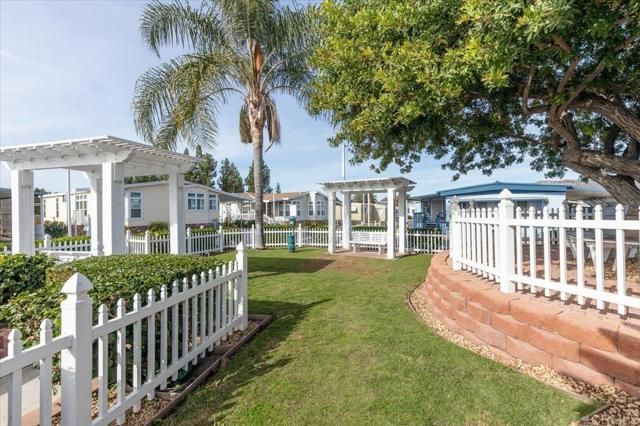 2280 E Valley Parkway 4, Escondido, CA 92027