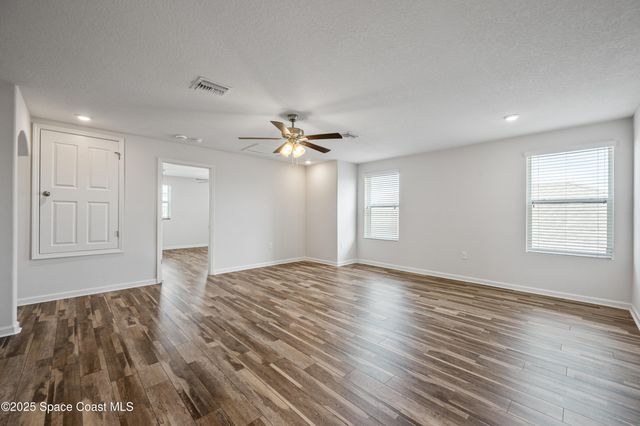 1061 Peta Way, Melbourne, FL 32940