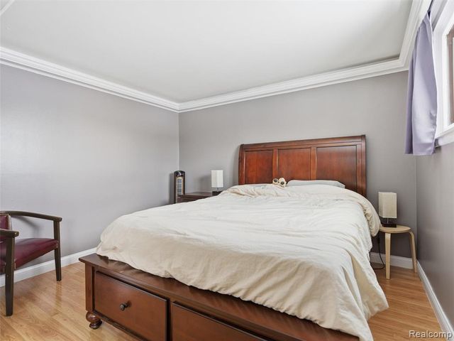 2743 Pall Mall Drive, Sterling Heights, MI 48310