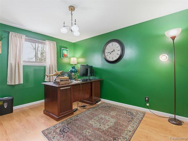 2743 Pall Mall Drive, Sterling Heights, MI 48310