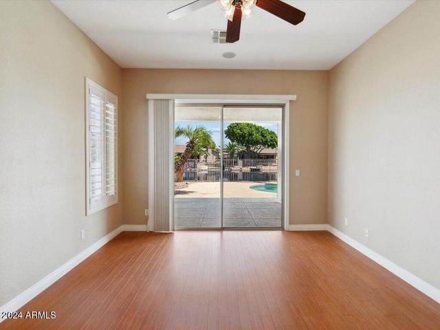 6980 W ROSE GARDEN Lane, Glendale, AZ 85308