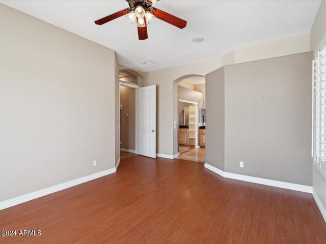 6980 W ROSE GARDEN Lane, Glendale, AZ 85308