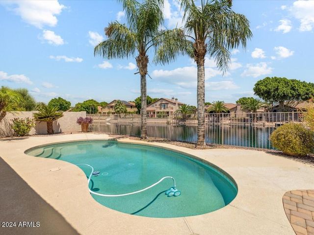 6980 W ROSE GARDEN Lane, Glendale, AZ 85308
