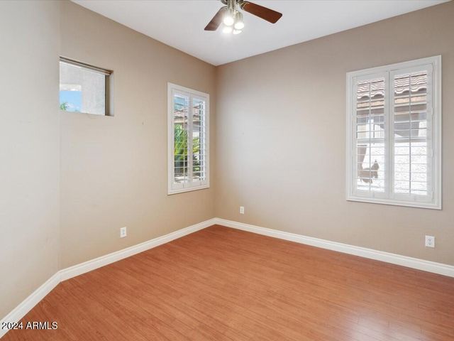 6980 W ROSE GARDEN Lane, Glendale, AZ 85308