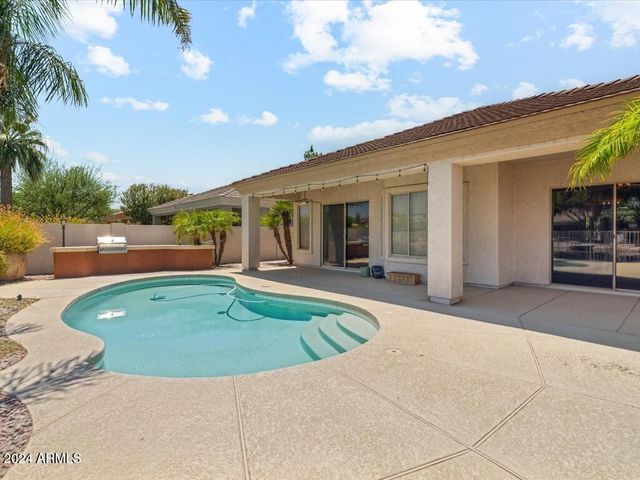 6980 W ROSE GARDEN Lane, Glendale, AZ 85308